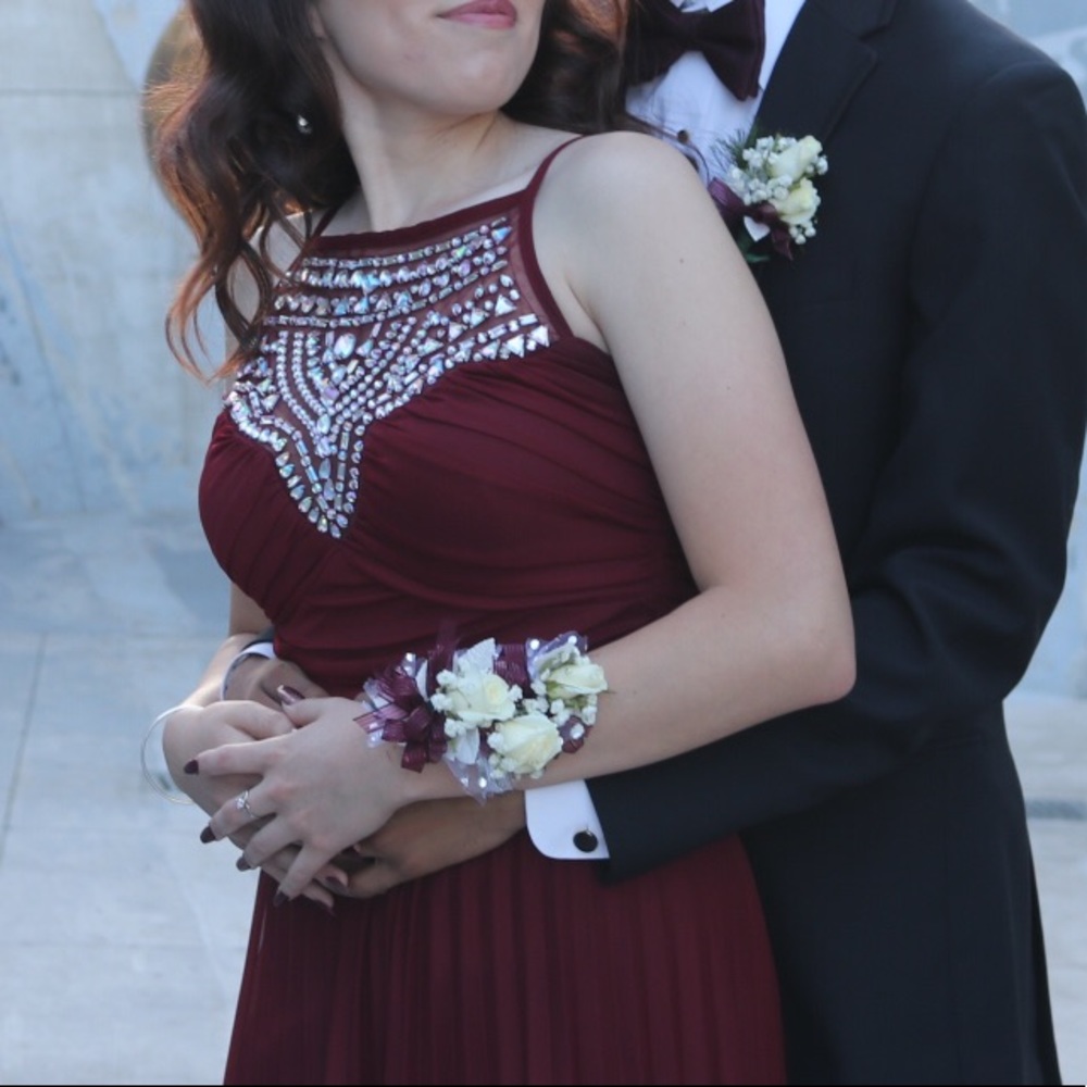 Burgundy prom dress